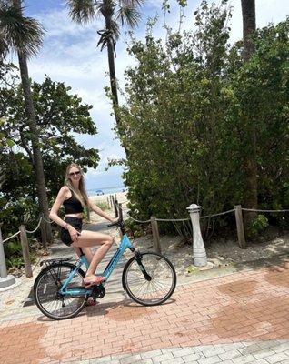 Electric bicycle rental