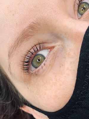 Lash Lift, low maintenance, last 6-8 weeks