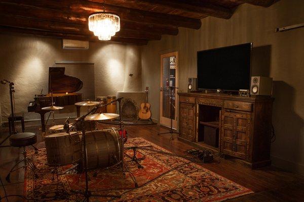 RIO GRANDE STUDIOS // TRACKING ROOM