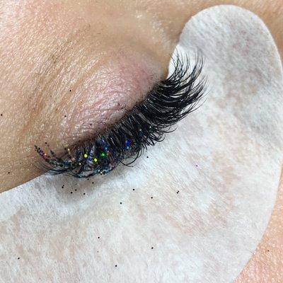 Glitter lashes!