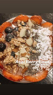 Açaí Berry Bowl! Healthy meal replacement