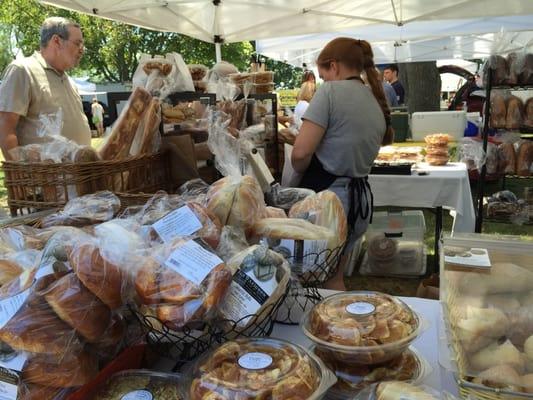 Breads and other baked goods at Pain D'Avignon.