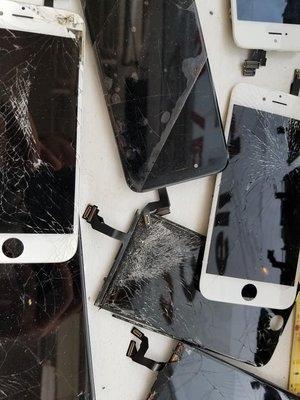 IPHONE AND SAMSUNG  SCREEN REPAIR