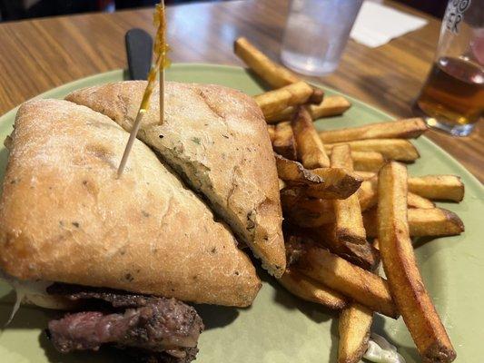 Prime Rib Sandwich w/Fries