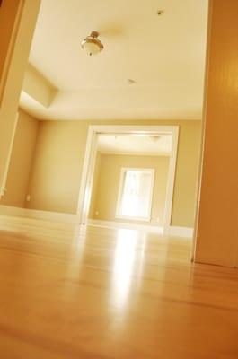 Our two-bed apartments are all hardwood floors and enjoy LOTS of light and TONS of space at The Hudson Apartments in Hollywood.