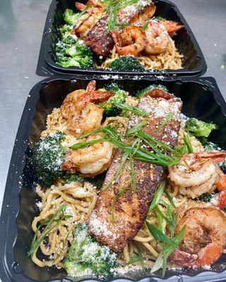 Shrimp and salmon, garlic noodles