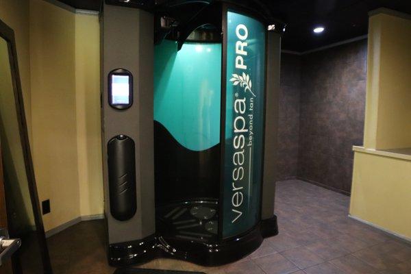 Versa Spa | Sunless Booth