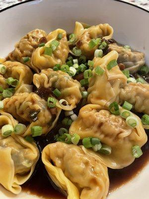 pork & shiitake wontons