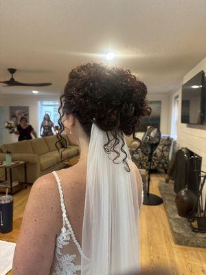 Wedding Hair natural curls no heat