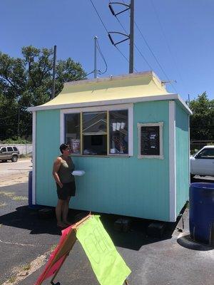 Cooley's Shaved Ice and another satisfied customer!