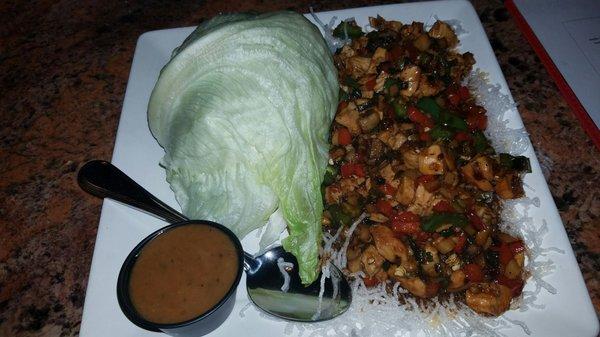 Delicious chicken and mushroom lettuce wraps