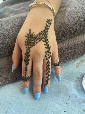 Henna tattoos