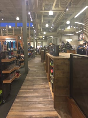 L.L. Bean of Mansfield -- Mansfield Crossing : 280 School Street, Mansfield        Interior