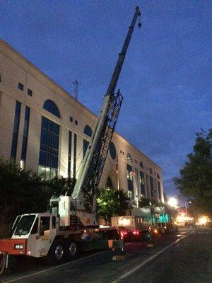 Stockton Police Department 20 Ton Trane unit crane lift