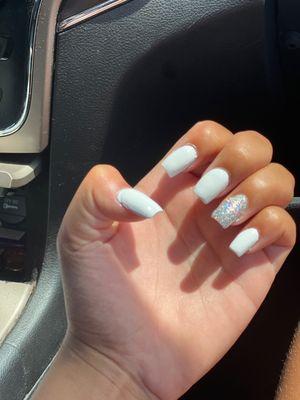 this is bull shit! what kind of work is this?? this Manicure is terrible i hope they go out of business!!