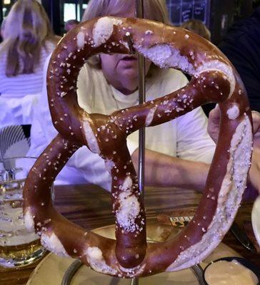 Jumbo pretzel, made to order