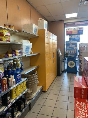 Amazon locker Inside