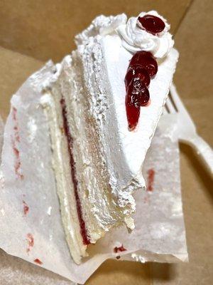 White chocolate raspberry cake