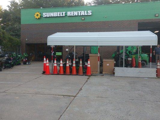 Sunbelt office Lorton VA, small equipment yard.