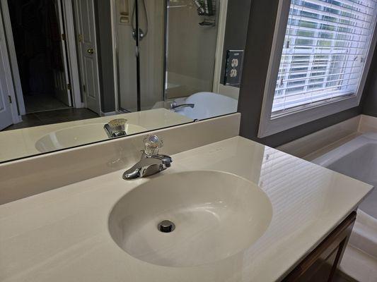 Sink area after cleaning!