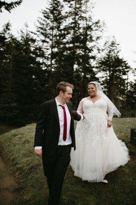 she took out the front half of one layer of tulle, lengthening the front of the dress by about an inch!