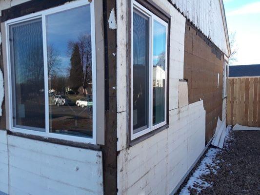 Before pic siding window