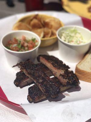 St Louis Rib plate with coleslaw pico de gallo and fresh homemade chips