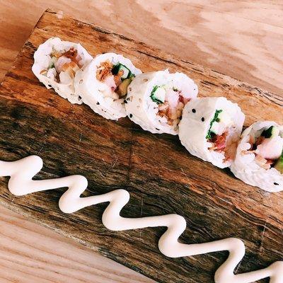 Yellowtail Roll