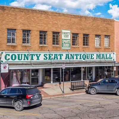 Front of County Seat Antique Mall