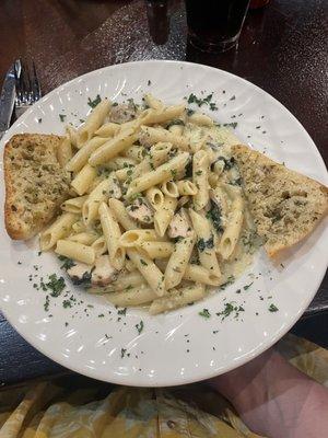 Garlic chicken pasta