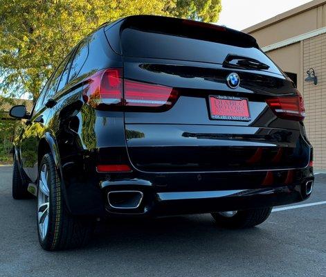 Black on black, BMW X5