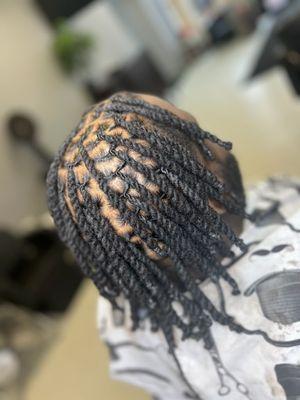 Loc Retwist & Style