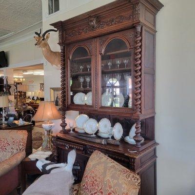 3250 Antiques & More