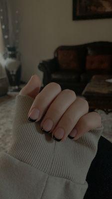 French tip gel manicure