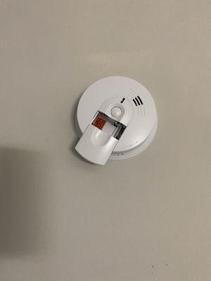 No batteries in smoke detectors