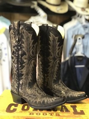 Two Step Western Apparel