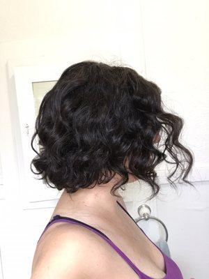 Product: Outre Lace Front Wig  Color: N BRN  Style: Brazilian Natural Deep Bob