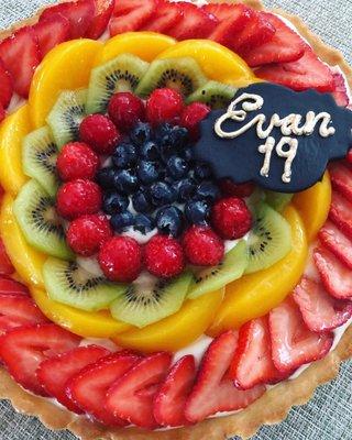 10" fruit tart