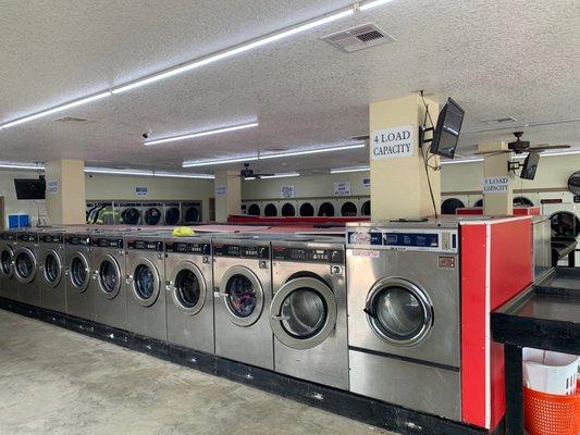 Machine washers and dryers