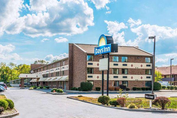 Welcome to the Days Inn Hurstbourne