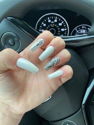 Acrylic nails