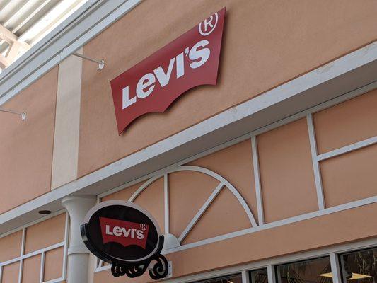 Levi's Outlet Store