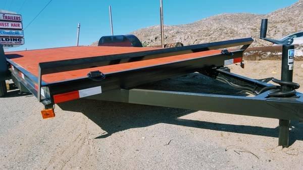 Car Hauler 18' 2 axles  1 electrical brake colors black or grey