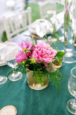 Table arrangement