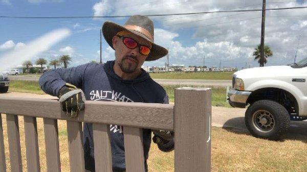 Assembling vinyl fencing