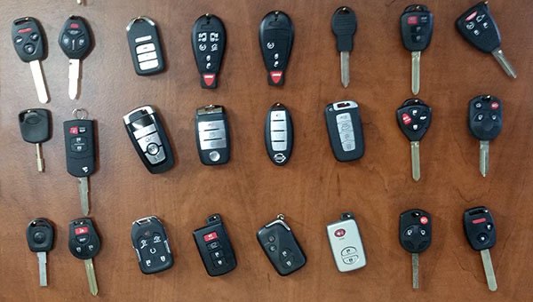 All kind of car keys and remotes and fobs