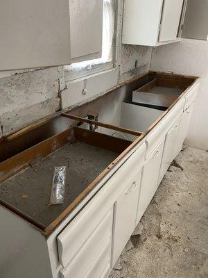 Replace rotten wood in kitchen base cabinet