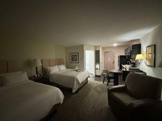 Candlewood Suites Bloomington, an IHG Hotel