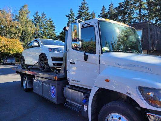 Affordable Towing Service and Roadside Near Renton Tukwila