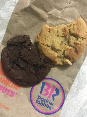 Double chocolate cookie on the left and peanut butter on the right (I couldn't help my myself from taking a bite)